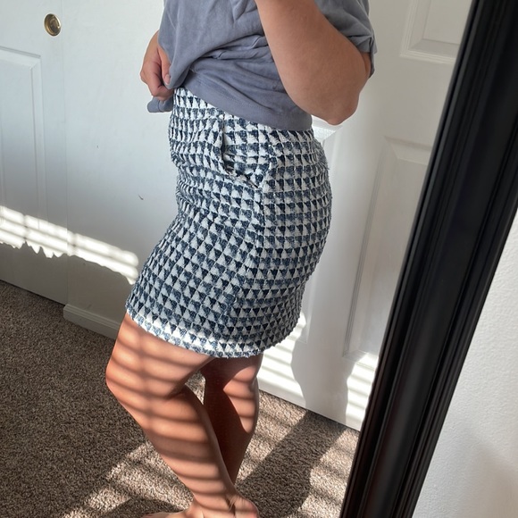 LOFT Tweed Triangle Blue and White Pencil Skirt with Pockets - Picture 7 of 7